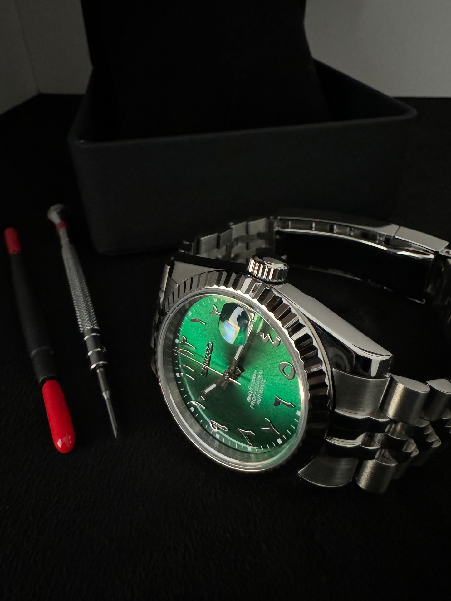 Seiko Arabic Dial Datejust | Green (Silver)