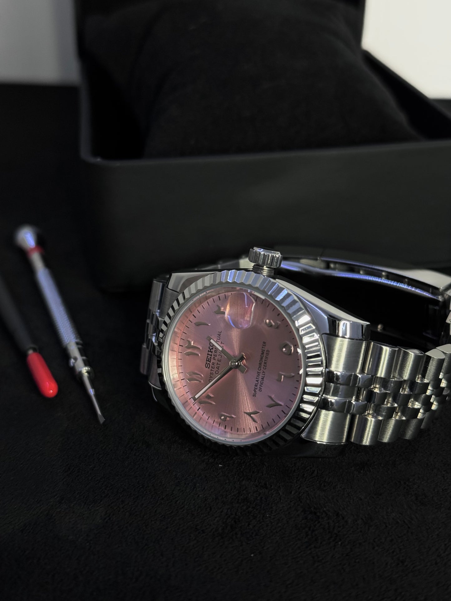 Seiko Arabic Dial Datejust | Pink (Silver)