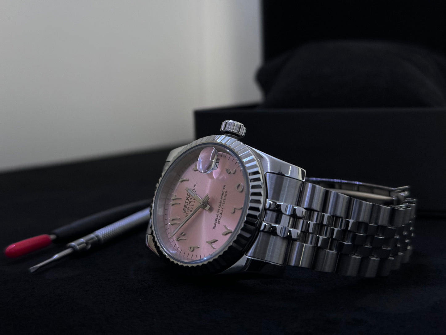 Seiko Arabic Dial Datejust | Pink (Silver)