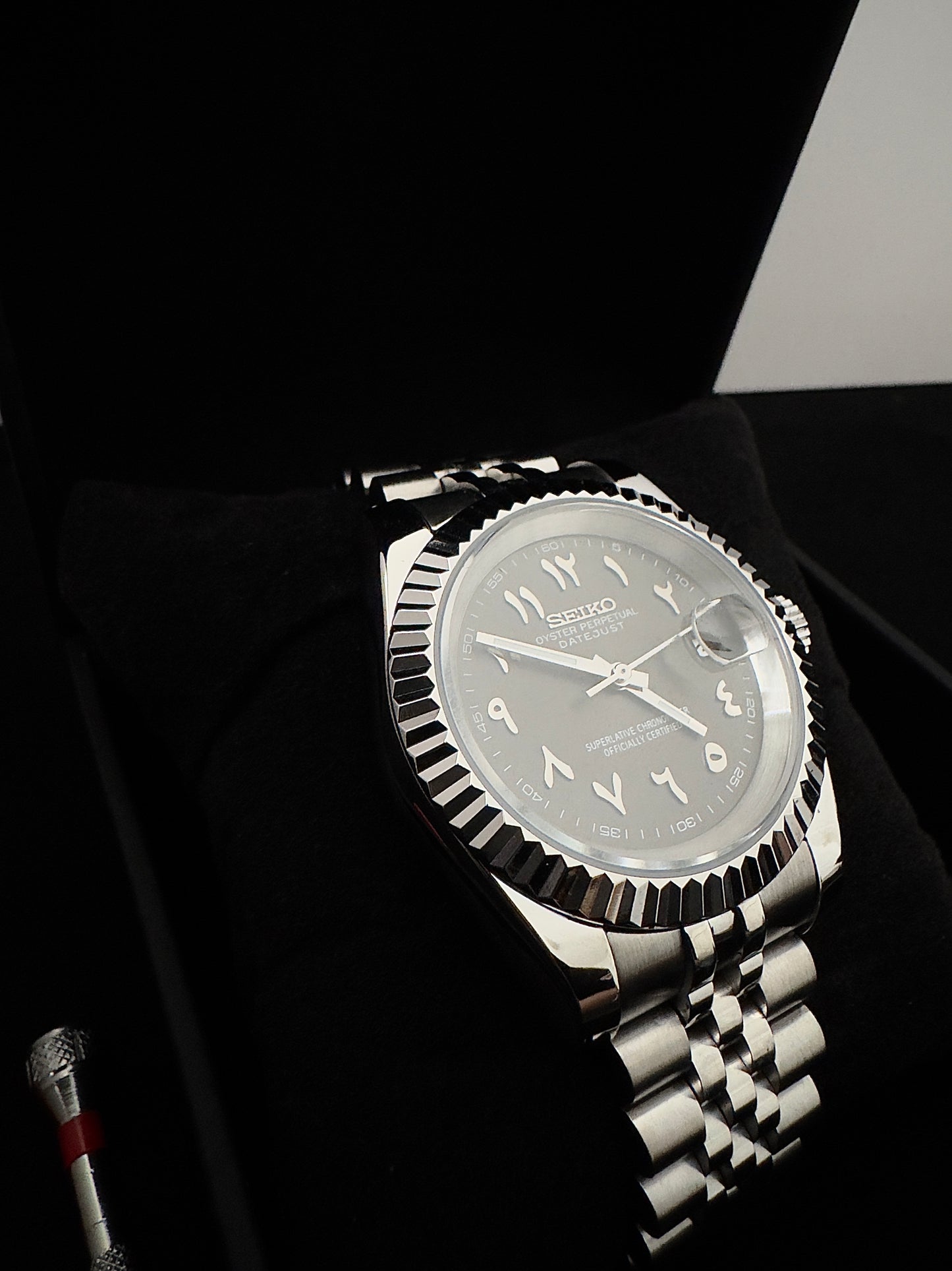 Seiko Arabic Dial Datejust | Wolf Grey (Silver)