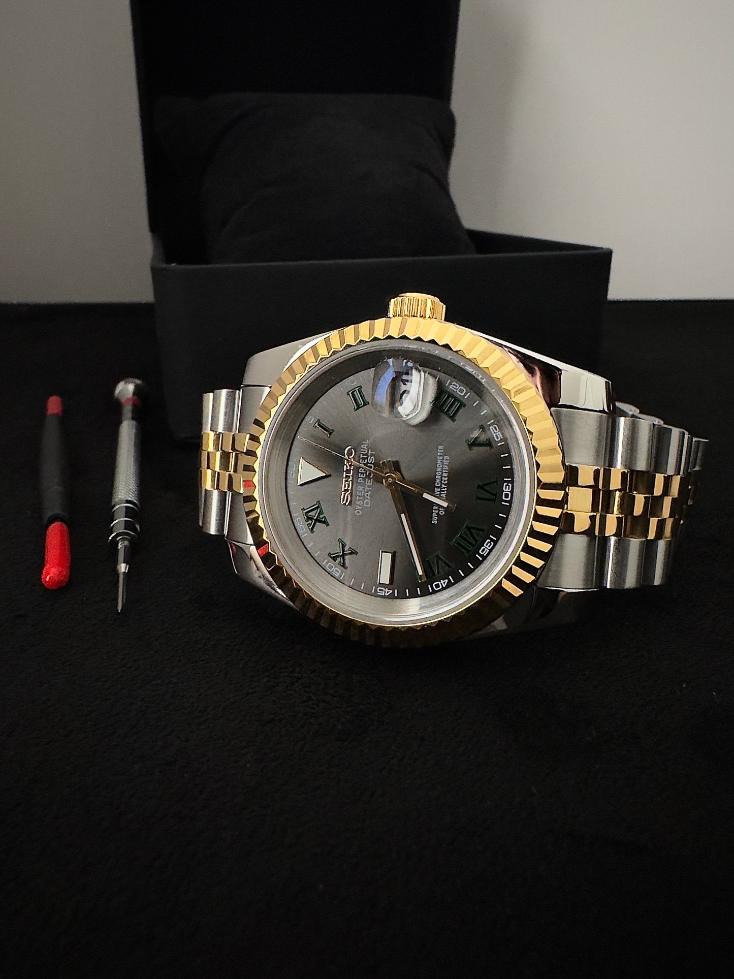 Seiko Roman Dial Datejust | Wolf Grey (Two-Tone Gold)