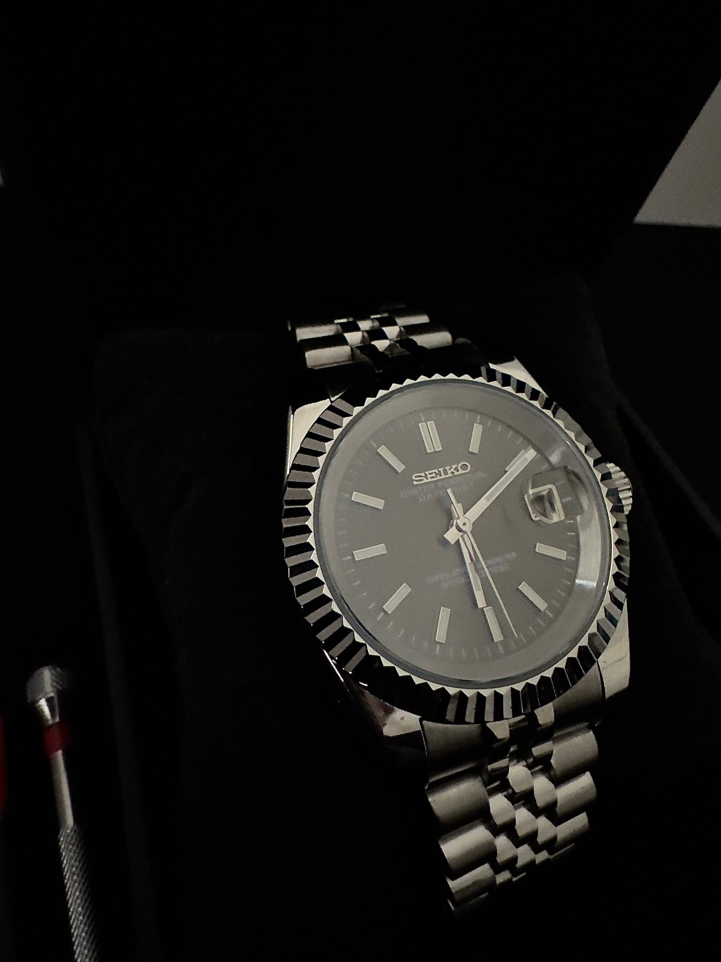 Seiko Single Hour Datejust | Rhodium (Silver)