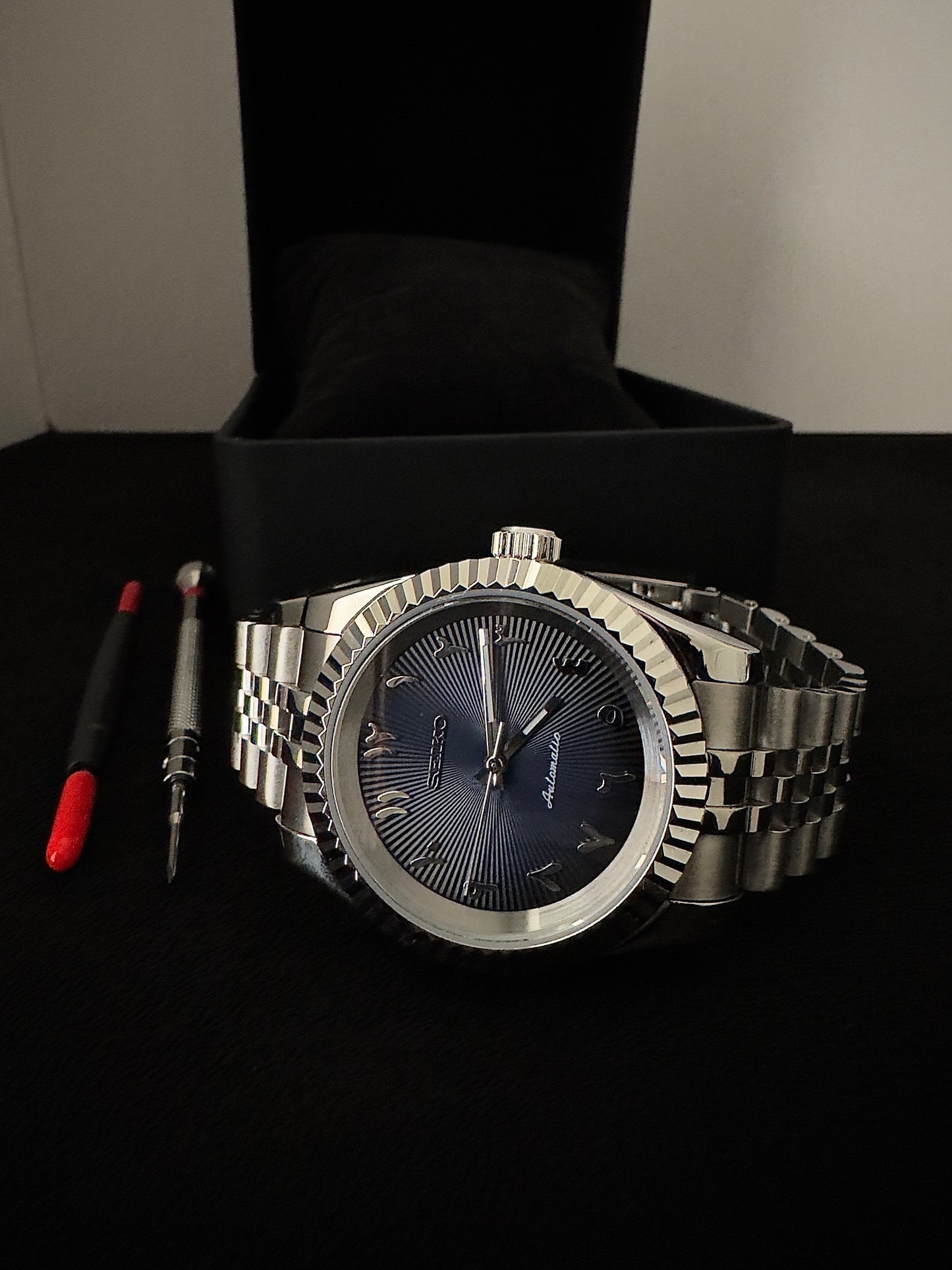 Seiko Arabic Dial Dateless | Faded Blue (Silver)