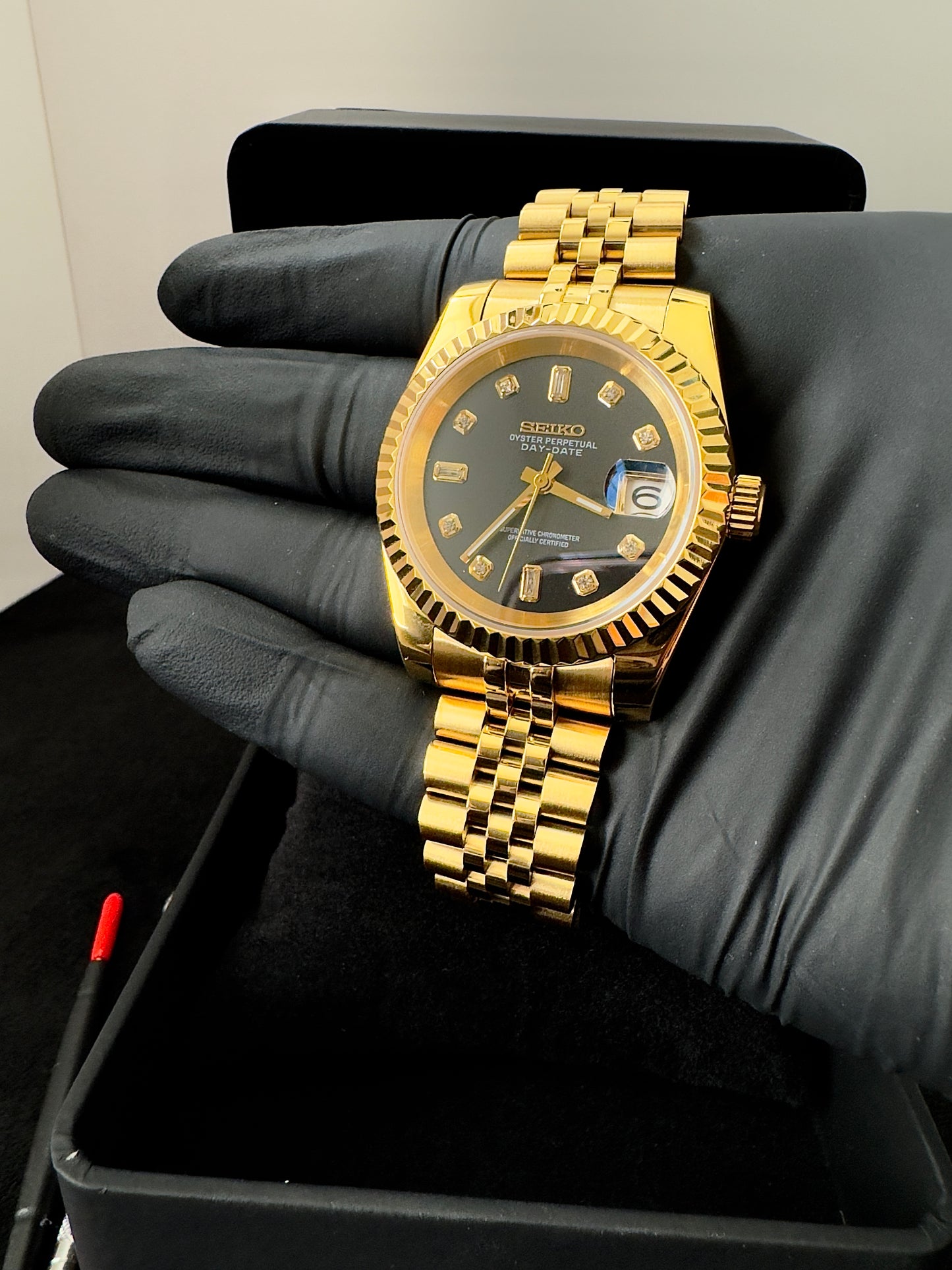 Seiko Gem Dial Datejust | Black (Gold)