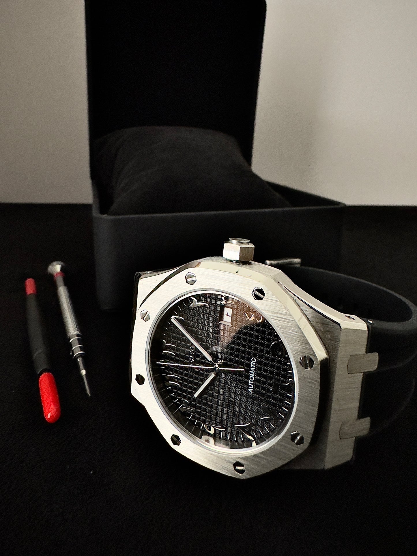 Seiko Arabic Dial Royal | Black (Rubber)