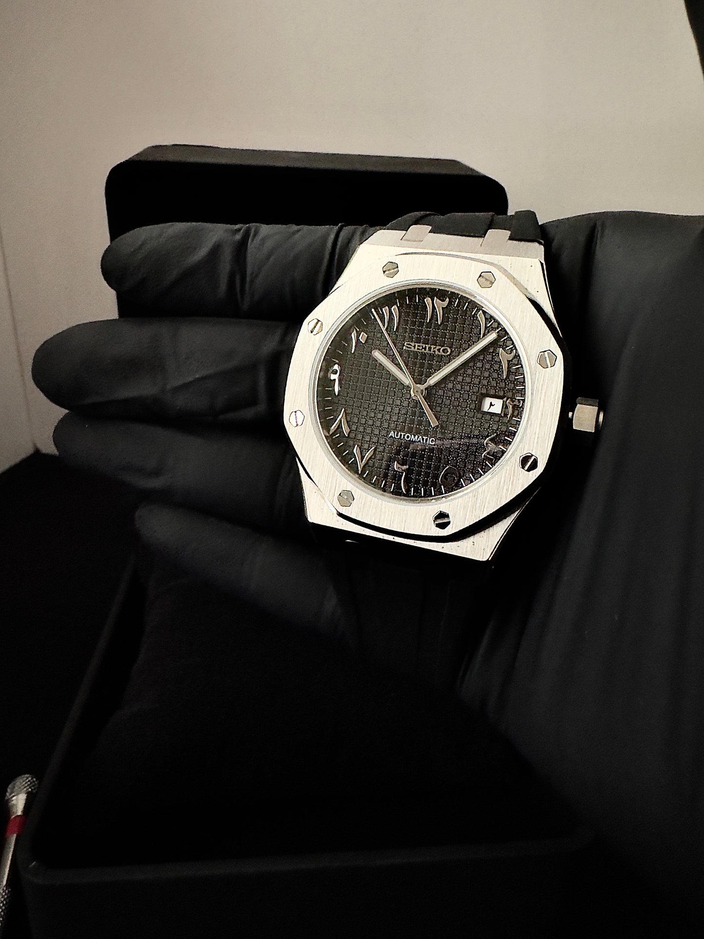 Seiko Arabic Dial Royal | Black (Rubber)