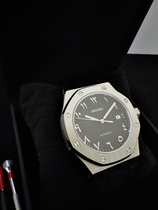 Seiko Arabic Dial Royal | Black (Rubber)