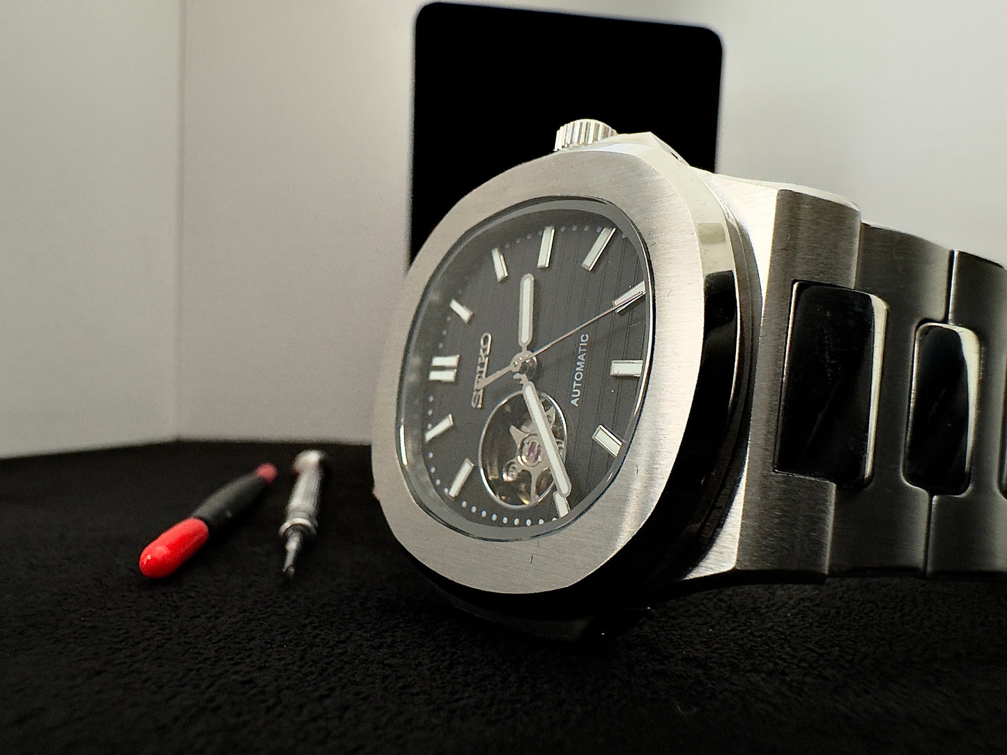 Seiko Open Heart Nautilus | Black