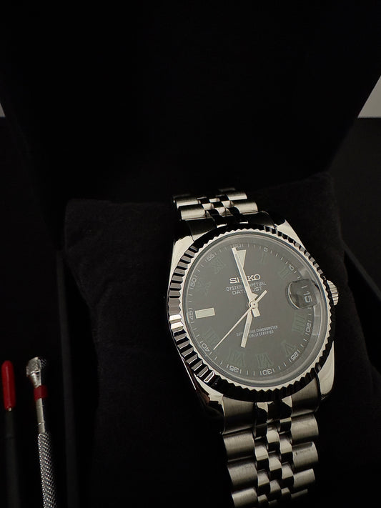 Seiko Roman Dial Datejust | Stone Grey (Silver)