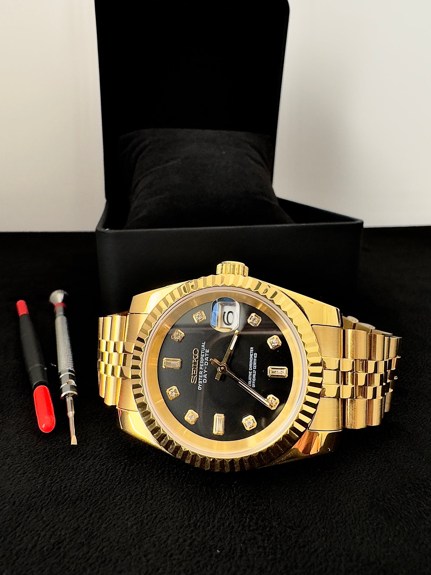 Seiko Gem Dial Datejust | Black (Gold)