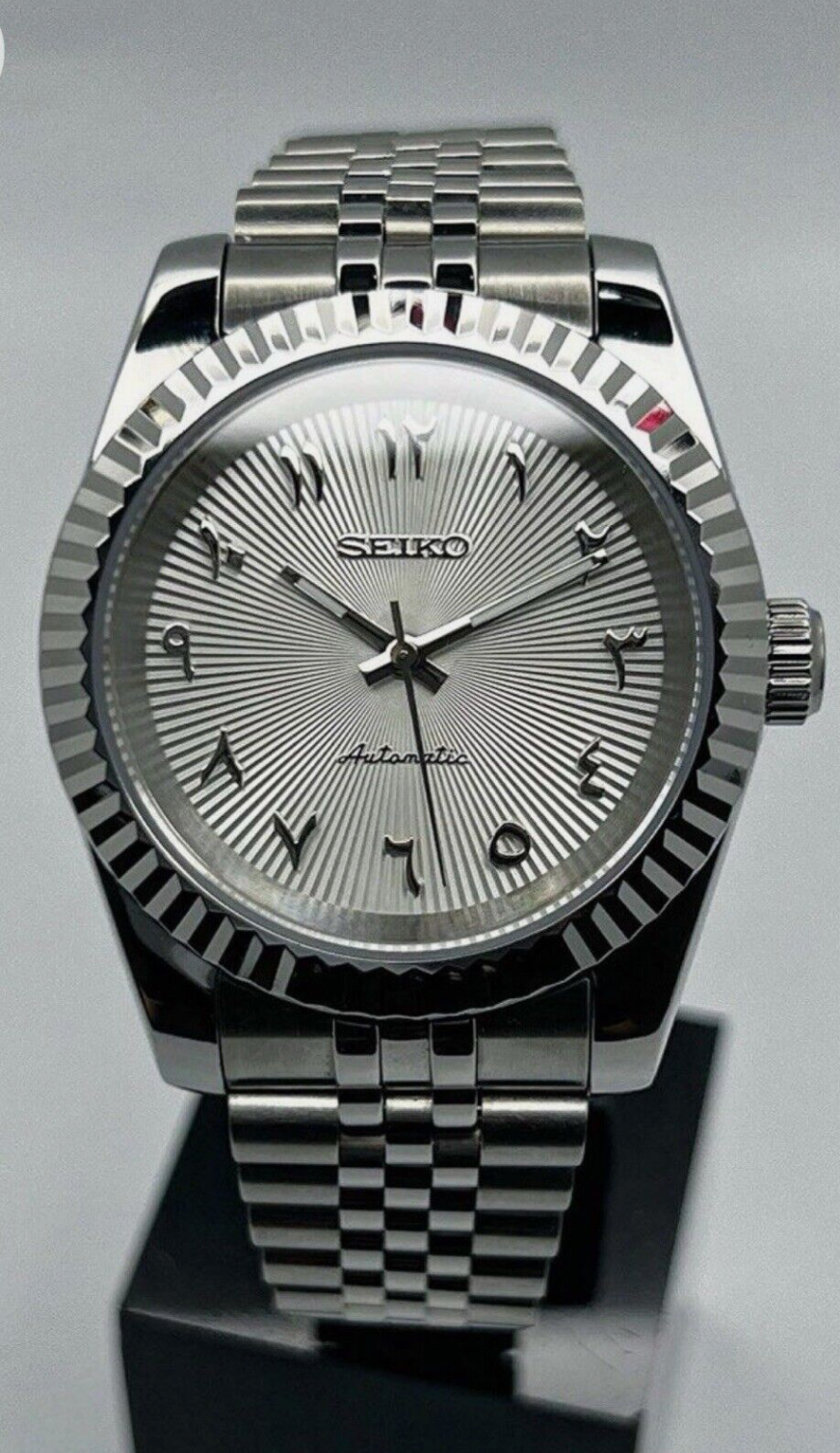 Seiko Arabic Dial Dateless | White